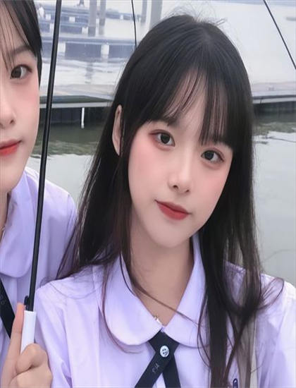 逆戰愛拍視頻_高跟女人