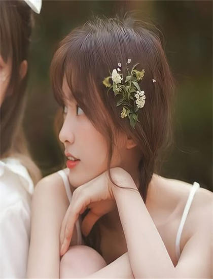 色蜜桃網_上海女老師出軌16歲學生